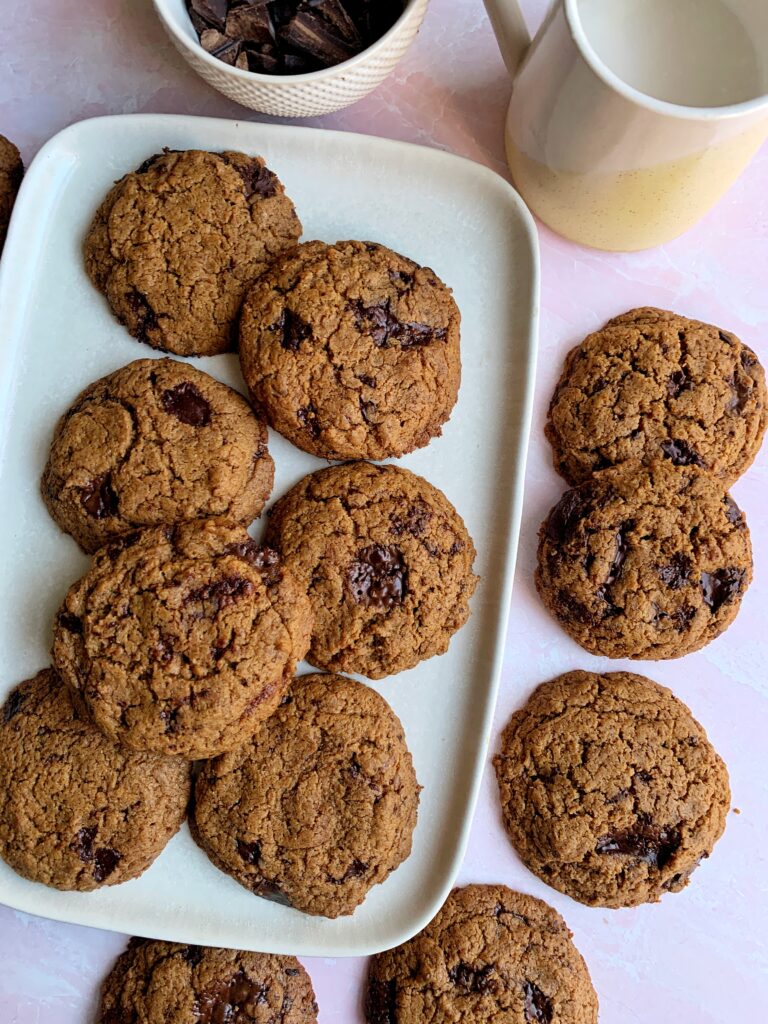 paleo vegan crunchy chocolate cookies