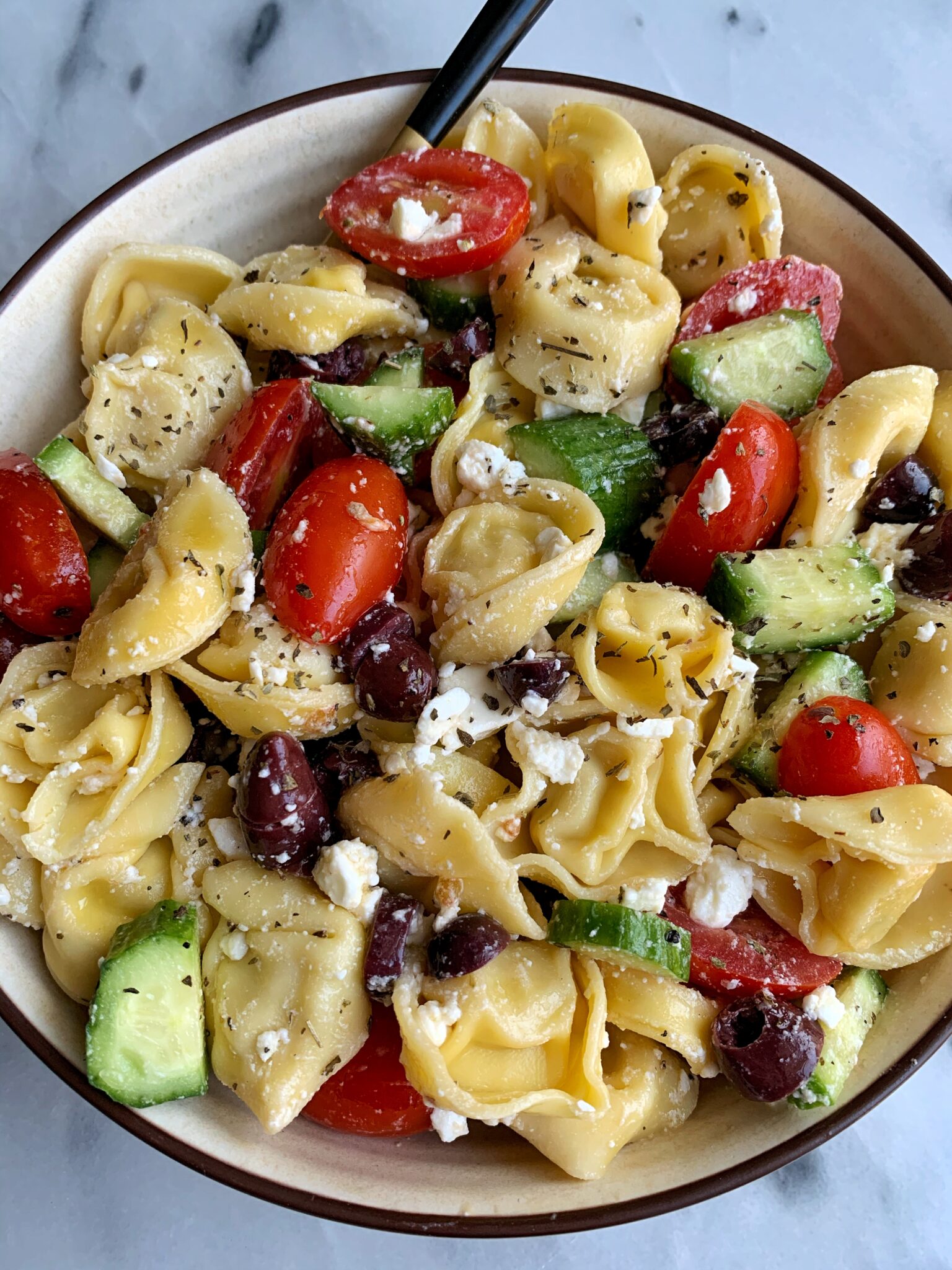 10-minute Greek Tortellini Salad (gluten-free) - rachLmansfield