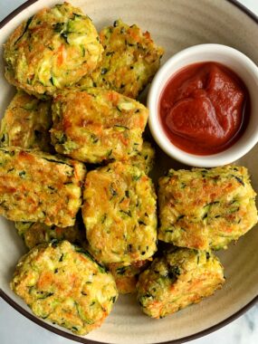 The Best Healthy Gluten-free Zucchini Tots made with 6 key ingredients - these oven-baked veggie tots are a family favorite over here and so easy to make.