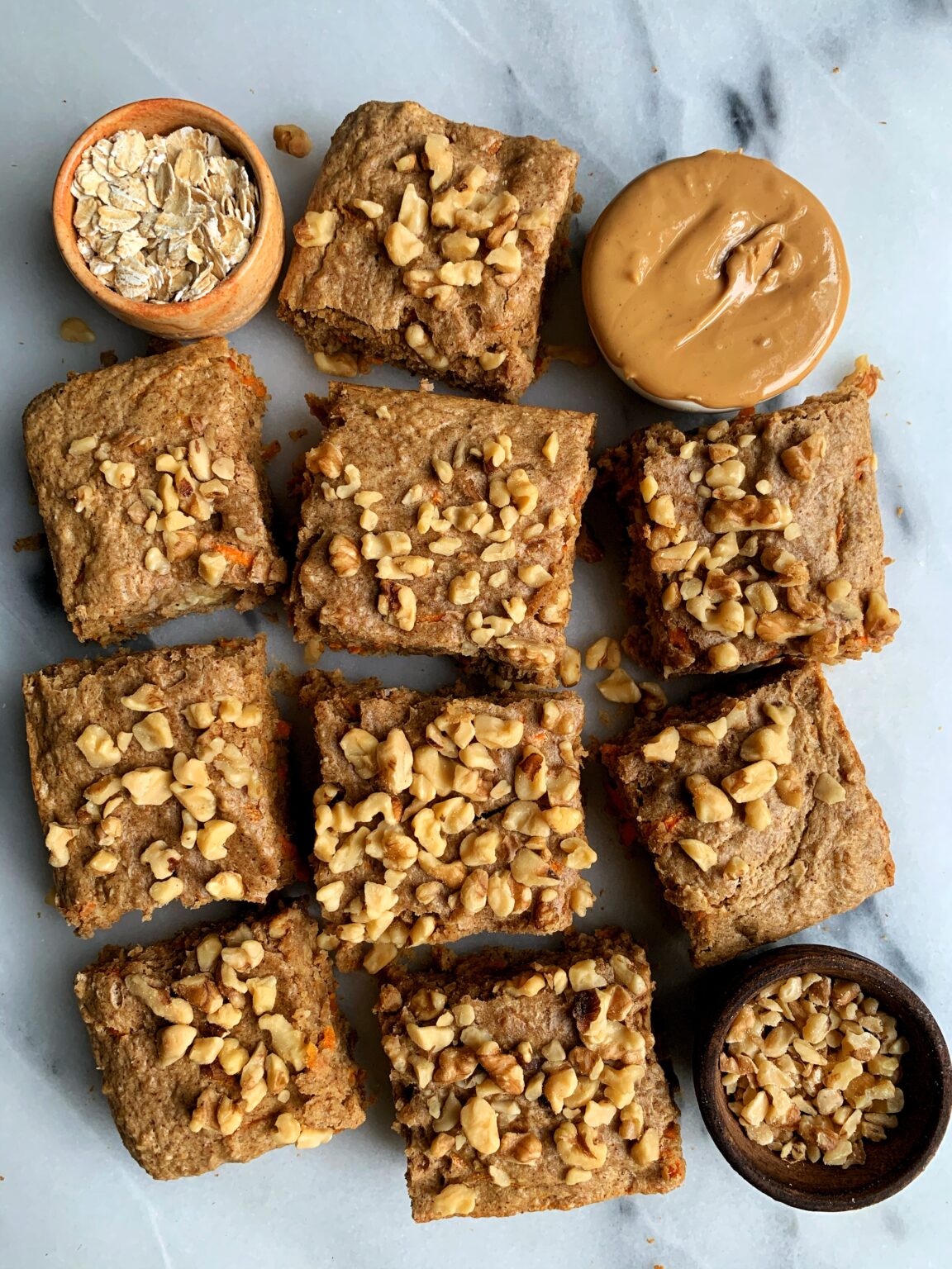 Healthy Banana Oatmeal Breakfast Bars (nut-free) - rachLmansfield