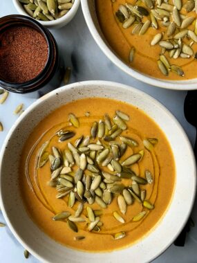 Trader Joe's Copycat Pumpkin Bisque! This homemade version takes 10 minutes to make and it also happens to be vegan and gluten-free and CREAMY!