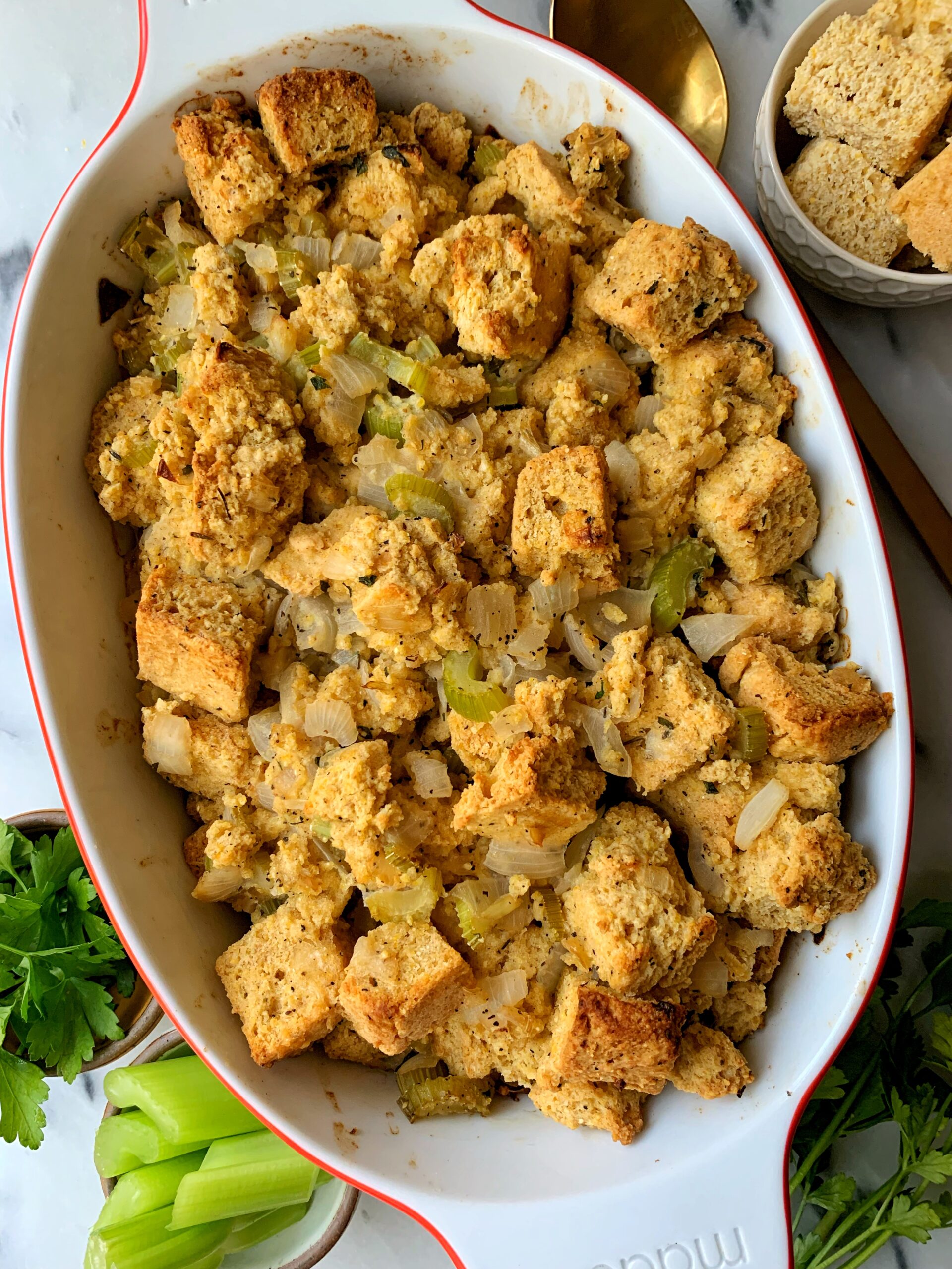 Crazy Good Gluten-free Cornbread Stuffing - rachLmansfield