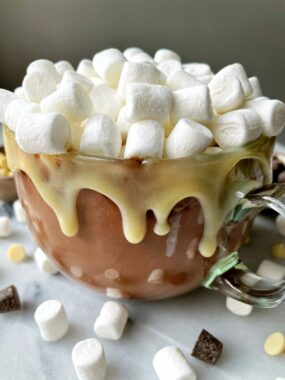 Healthier Boozy Hot Chocolate! This is an easy and absolutely delicious homemade hot chocolate made with all vegan and gluten-free ingredients and you have the option to spike things up a bit.