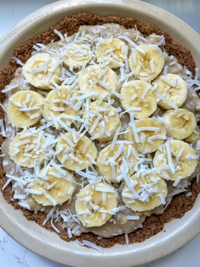 This Vegan Banana Pudding Pie is one of our favorite gluten-free banana desserts to make with an easy homemade crust, banana pudding filling.