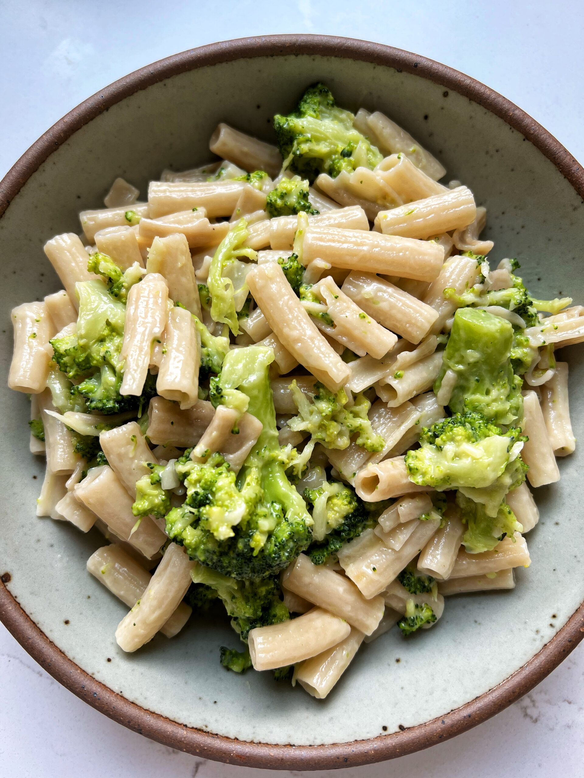 One-Pot Creamy Broccoli Pasta - rachLmansfield