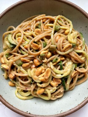 15-minute Peanut Noodle Salad made with a dreamy peanut sauce and tossed in spaghetti of choice with scallions and peanuts for a quick and easy meal to make for lunch or dinner.