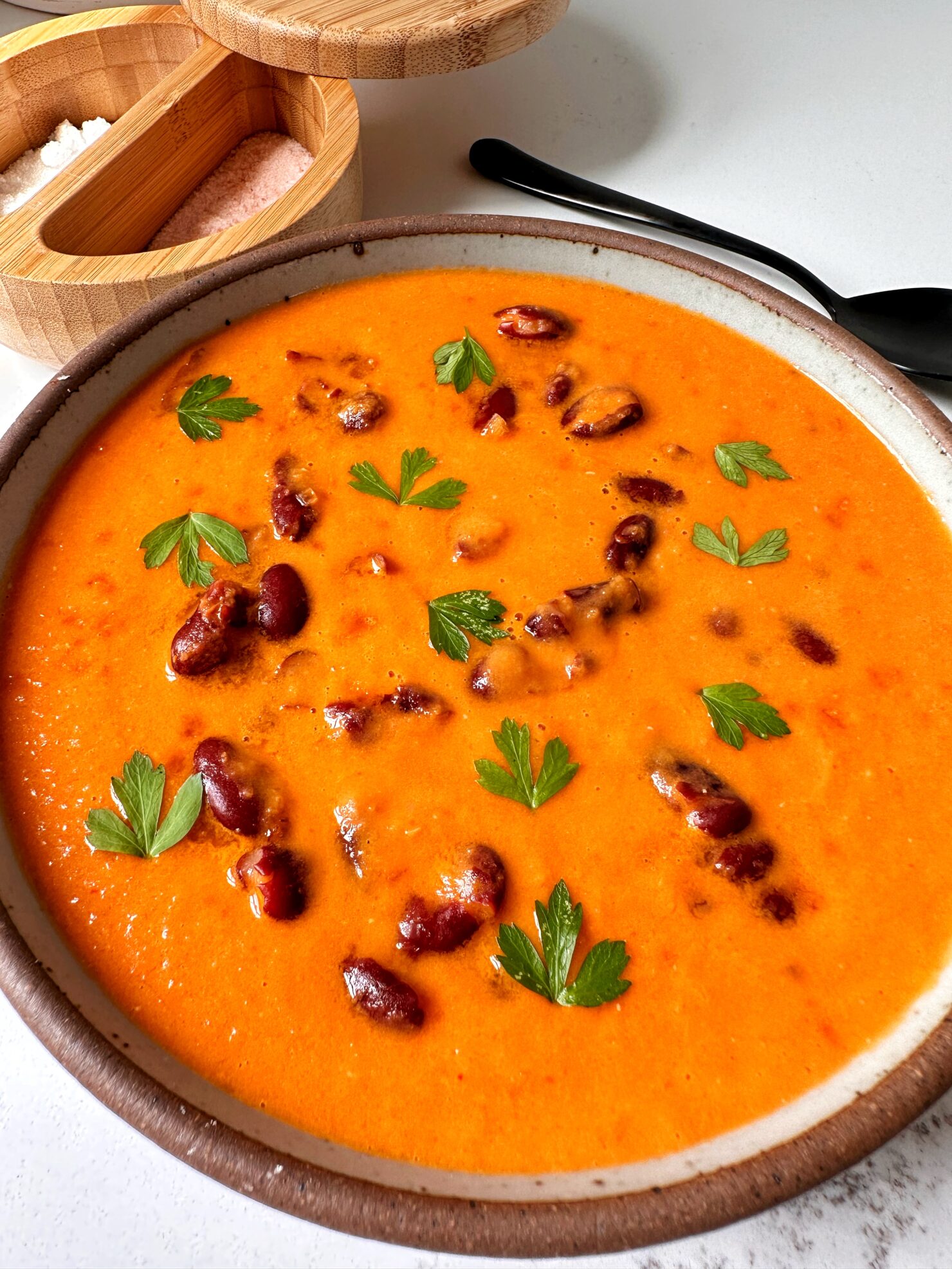 15-minute-coconut-kidney-bean-curry-rachlmansfield