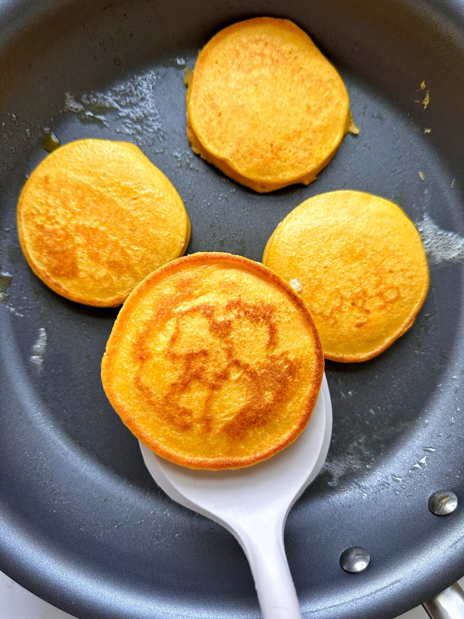 Pumpkin Cottage Cheese Pancakes - rachLmansfield