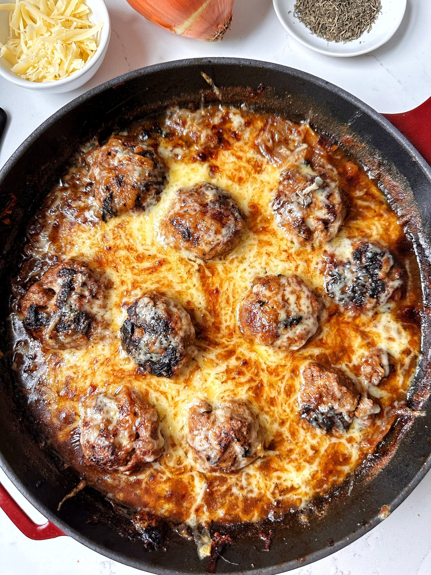 DELISH French Onion Soup Meatballs - rachLmansfield