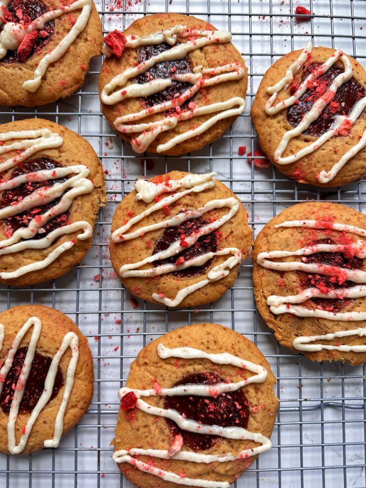 strawberry cheesecake cookies