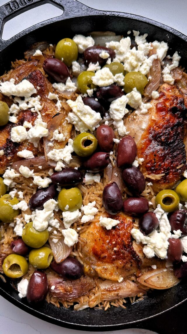 @rachlmansfield 💫GREEK-INSPIRED CHICKEN SKILLET WITH RICE!!! a dump and bake kind of meal aka an easy dinner to make any night of the week! i love how quickly this comes together and how flavorful it is. the feta cheese with olives adds so much flavor to the dish. this takes 10 minutes of effort to put together and if they’re are any leftovers, they’re great for lunch or dinner the next day👌🏻

*SAVE* this recipe to try soon and comment “CHICKEN” and i’ll message you how to make this. it’s also gluten-free and nut-free. if you don’t do dairy, skip the feta!

INGREDIENTS:
chicken thighs or breast - i used bone-in and skin-on for flavor!
olive oil
slices
lemon
shallot
garlic cloves 
basmati rice
broth - chicken or veggie
pitted kalamata olives and castelvetrano olives
feta cheese crumbles

COMMENT “CHICKEN” and i’ll DM you how to make this dish. i hope you love it too❤️
.
.
.
#rachleats #chicken #chickenrecipes #glutenfree #glutenfreemom #glutenfreerecipes #glutenfreefood #healthyeating #healthyrecipes #healthyfood #dinnerideas #dinnertime
